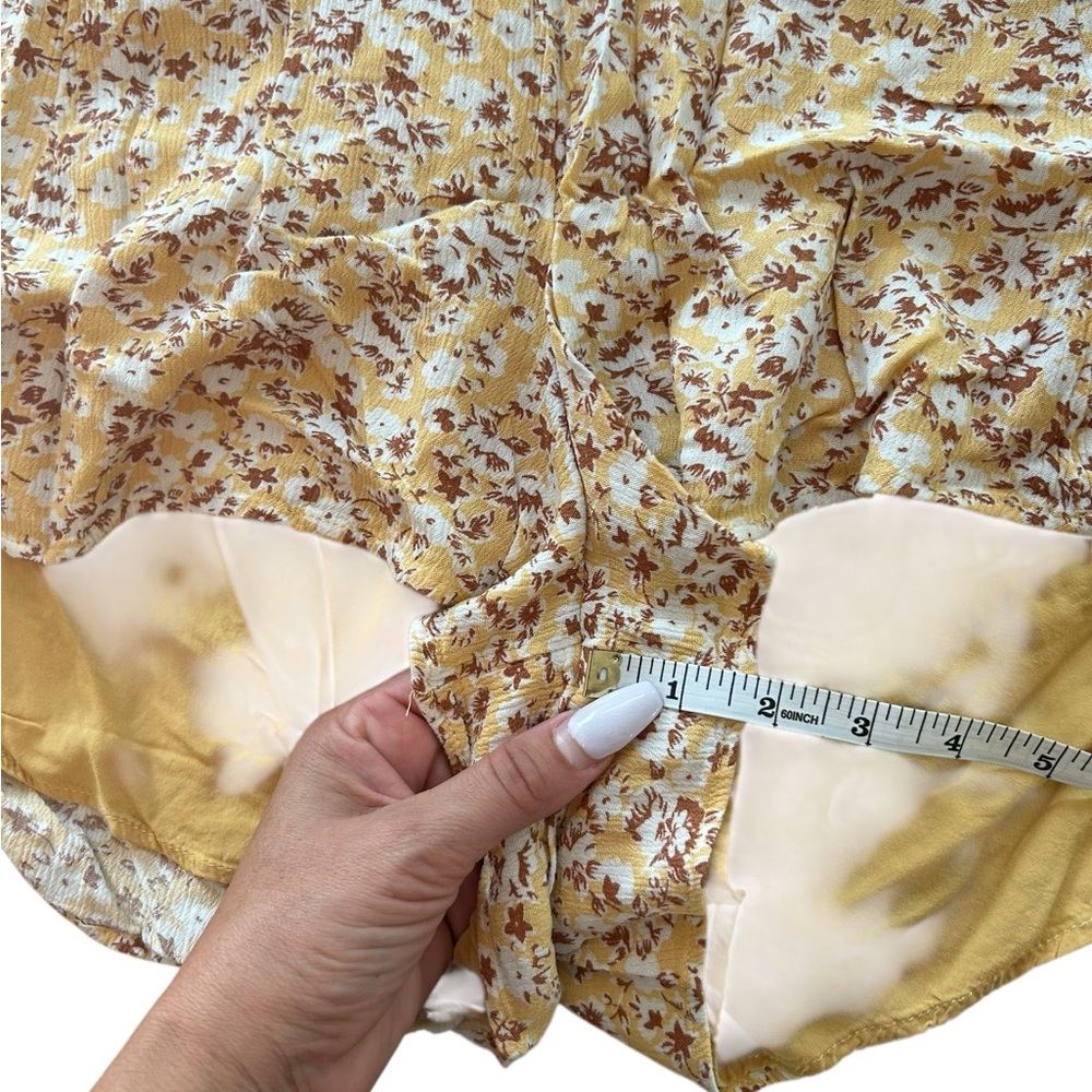 ABERCROMBIE & FITCH Bow Back Yellow Floral Romper  shorts Size: XL - Picture 8 of 14